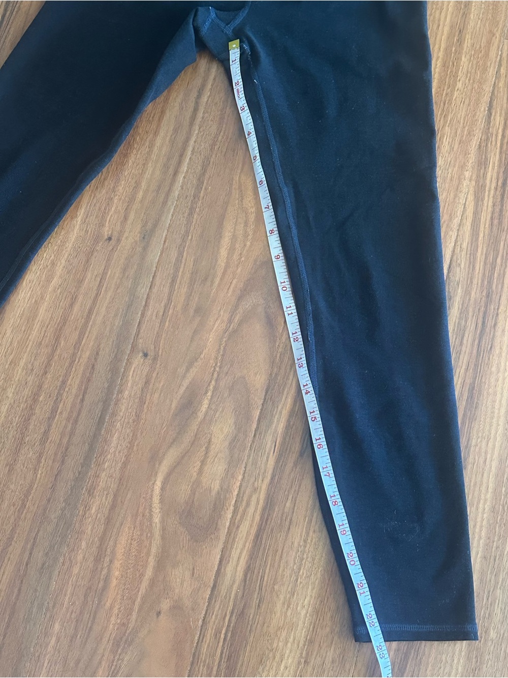 Vuori Women’s Black Clean Elevation Leggings - Picture 11 of 11
